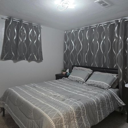 טורונטו Falstaff Home מראה חיצוני תמונה