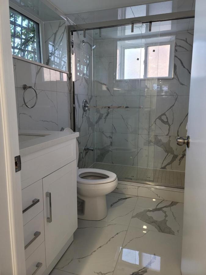 טורונטו Falstaff Home מראה חיצוני תמונה