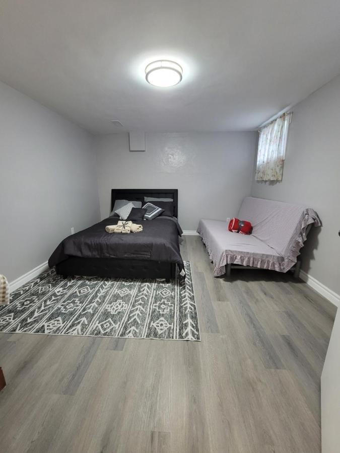 טורונטו Falstaff Home מראה חיצוני תמונה
