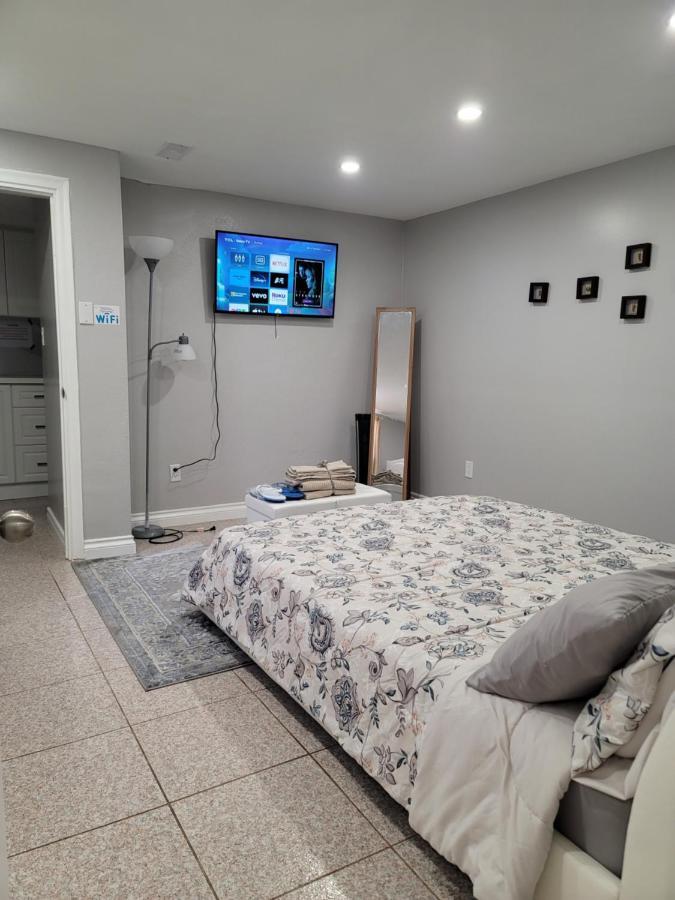 טורונטו Falstaff Home מראה חיצוני תמונה