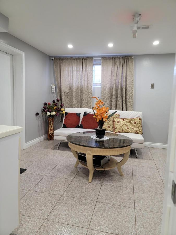 טורונטו Falstaff Home מראה חיצוני תמונה